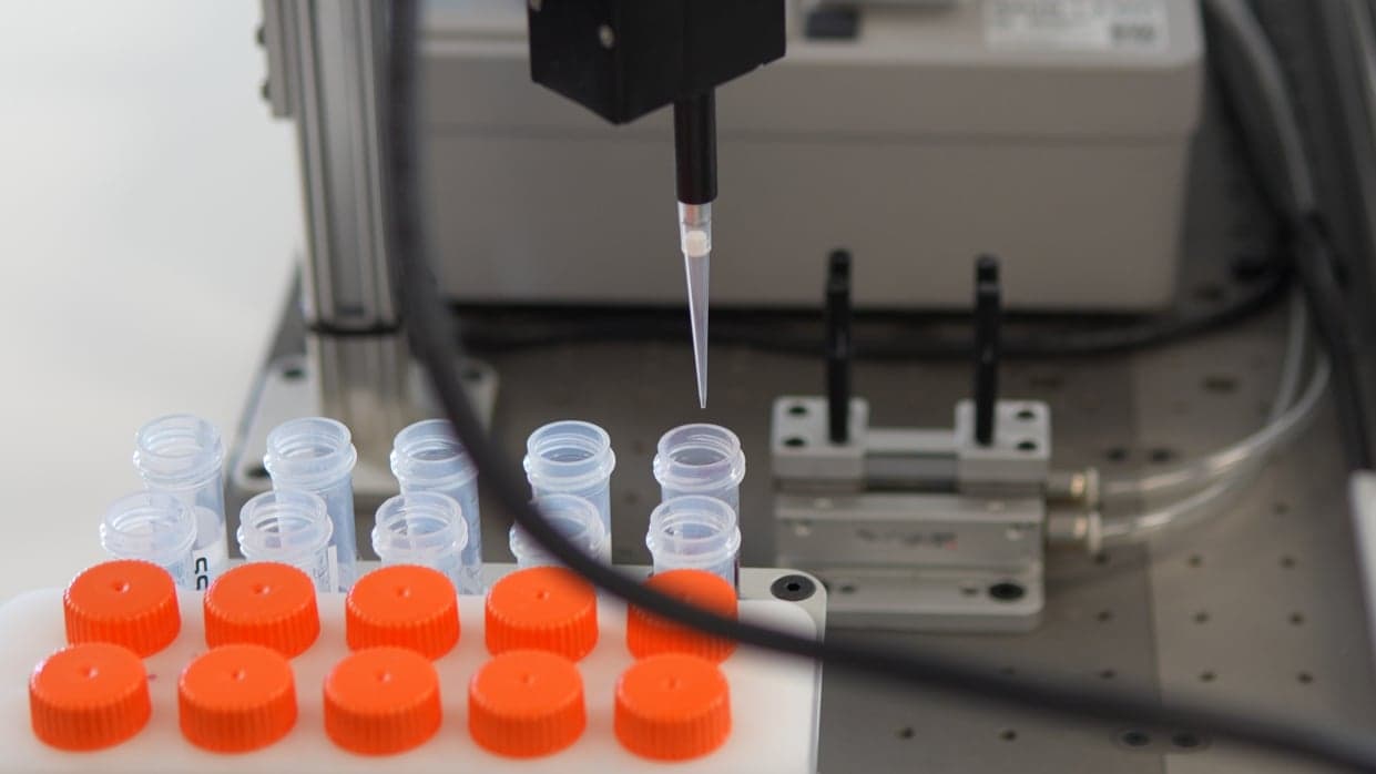 Pressure-based liquid level detection
