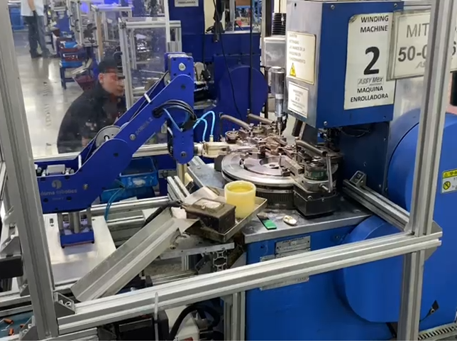 Dorna Robotic Arm performing Assembly and Manufacturing activities